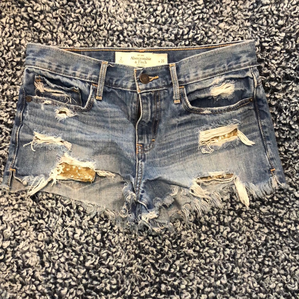 A&F jean shorts 🌹